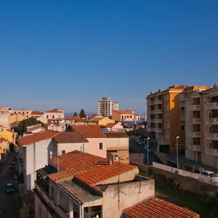 Guest house Domo Janas 3*