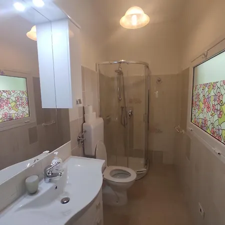 Affittacamere Domo Janas 3*